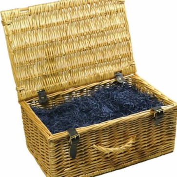 20" Traditional wicker hamper