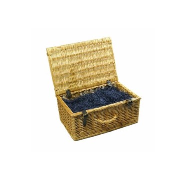 Small traditional wicker hamper